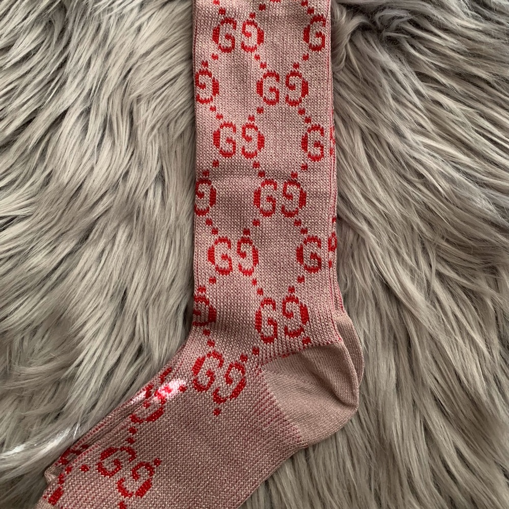 GG Lamé light pink & red shimmering long socks